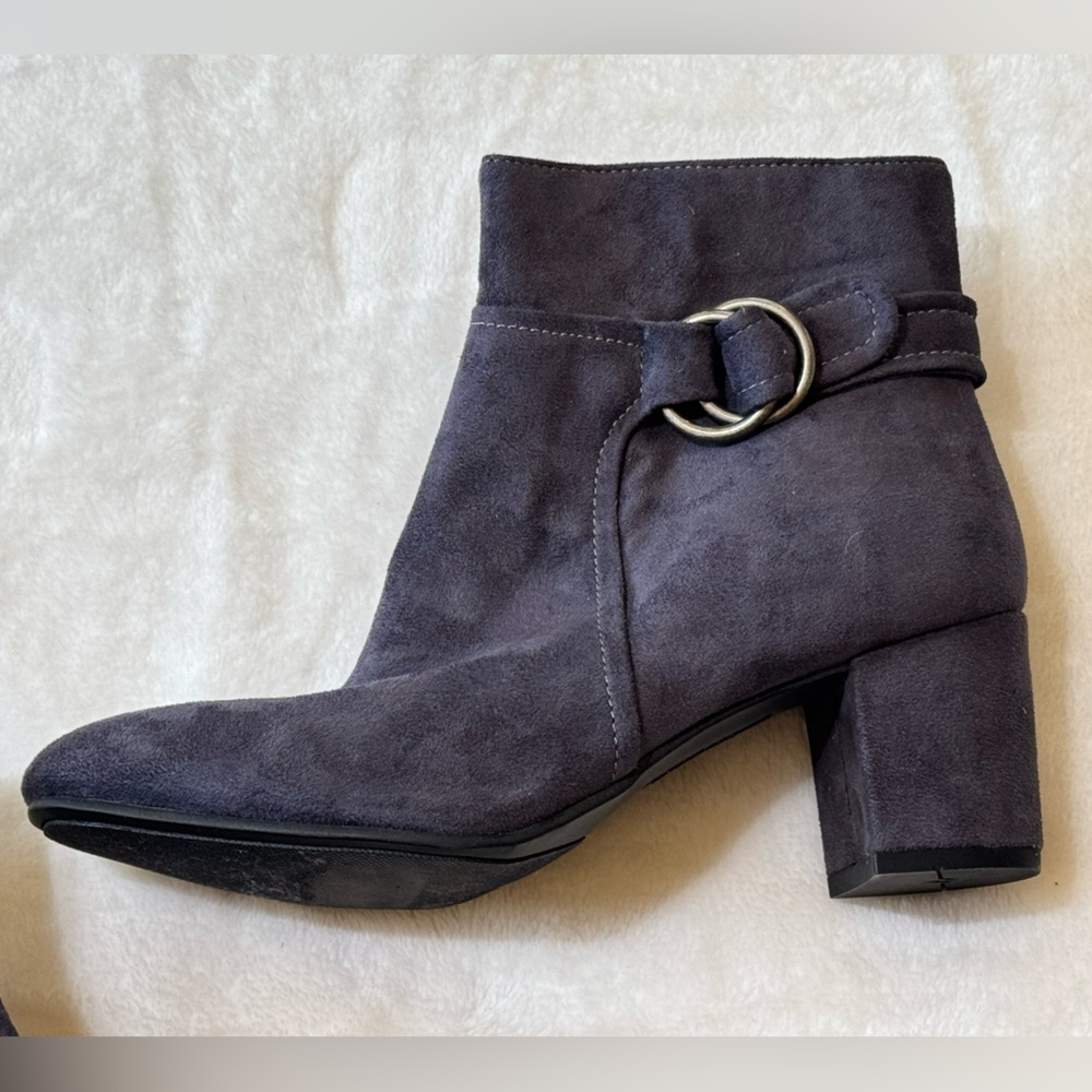 White Mountain Size 7.5 Fabric Upper. Smokey blue/gray 2.5” heel boots. NEW! - Picture 2 of 13